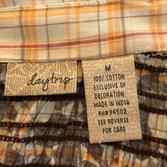 Day Trip Smocked Midsleeve Vintage Western Vibes Plaid and Graphic Button Down - Picture 10 of 11